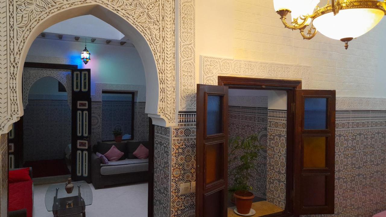 Story House Salah Apartment Рабат Екстериор снимка