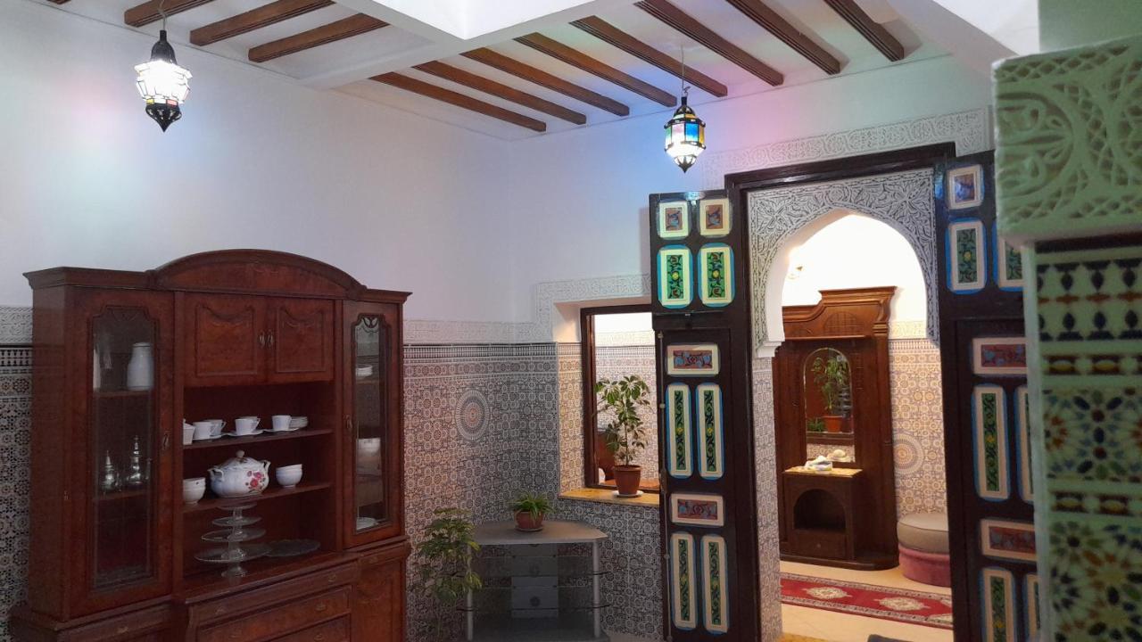 Story House Salah Apartment Рабат Екстериор снимка